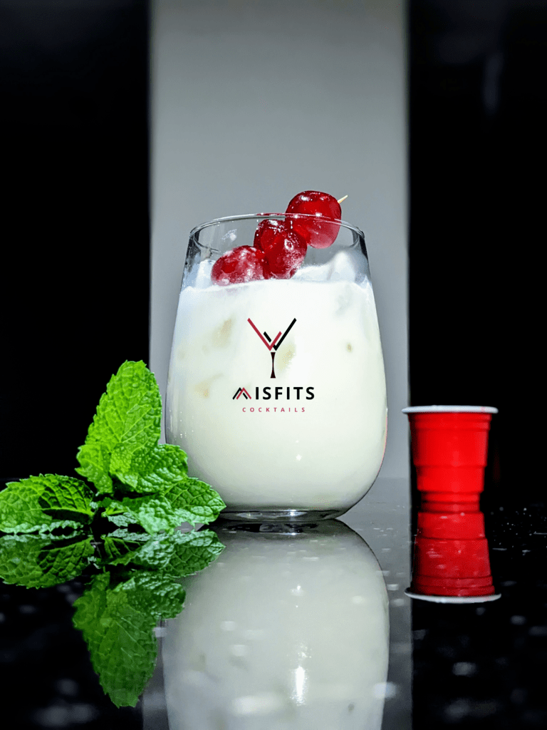 White Christmas - Misfits Cocktails